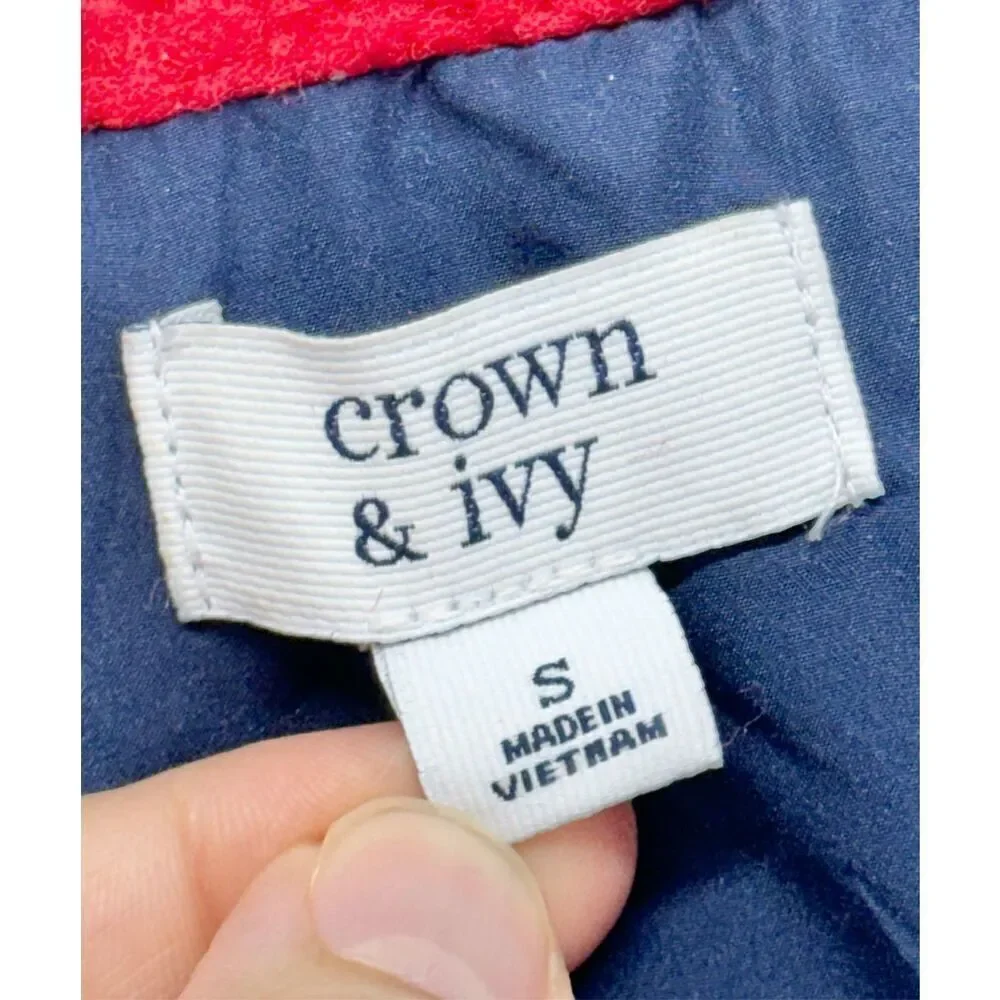 Crown‎ & Ivy Vest Size Small Womens Red Blue Faux Fur Full Zip